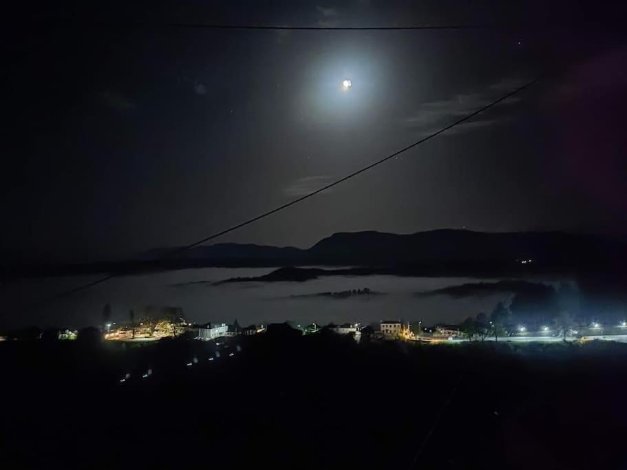 Βίτσα Πετρόκτιστο Αρχοντικό "Ιόλη" Με Θέα Ζαγόρι Villa Luaran gambar